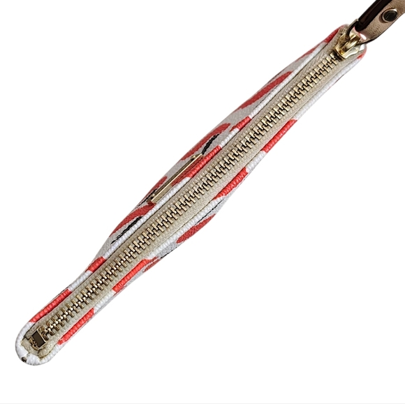 Kate Spade Storybook Liner Toucan Wristlet - Picture 8 of 9